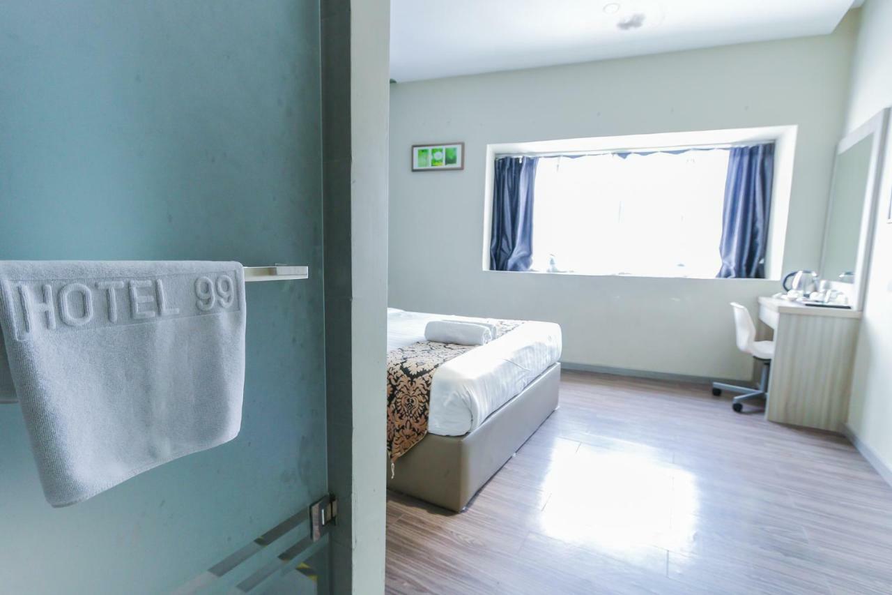 Hotel 99 Kepong Kuala Lumpur Bagian luar foto